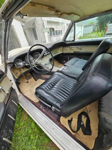 1961 Ford Thunderbird