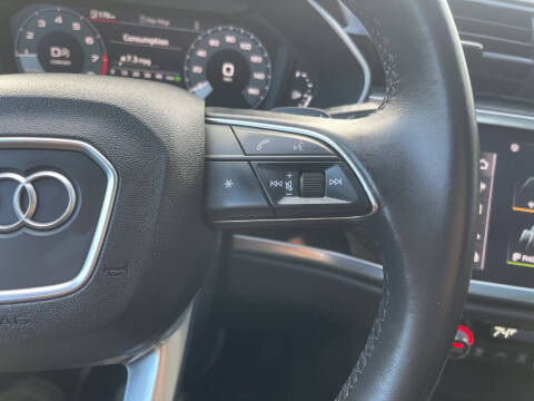 2022 Audi Q3 quattro S line Premium 45 TFSI