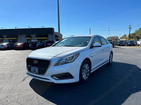 2016 Hyundai Sonata Hybrid for sale at J & L AUTO SALES in Tyler TX
