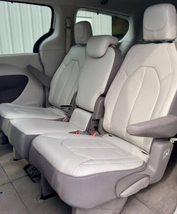 2017 Chrysler Pacifica Touring Plus