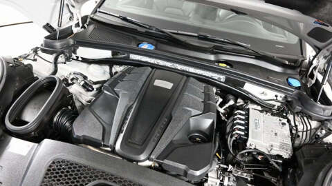 2021 Porsche Macan Turbo