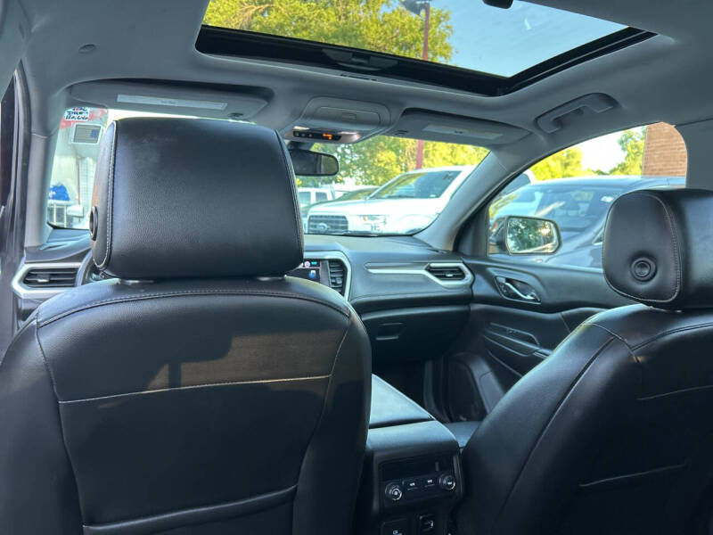 2017 GMC Acadia SLT-1