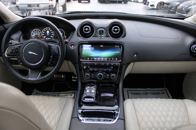 2019 Jaguar XJL Portfolio