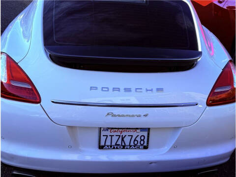 2011 Porsche Panamera 4