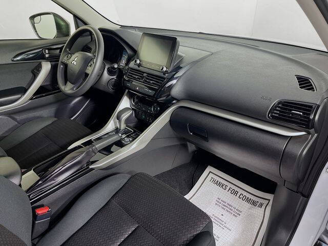 2024 Mitsubishi Eclipse Cross LE