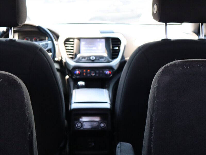 2019 GMC Acadia SLE-2