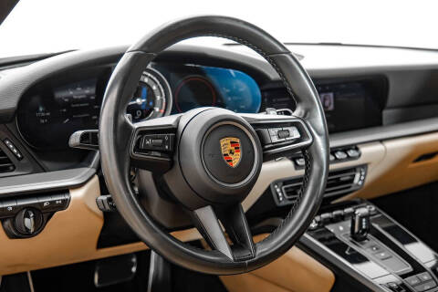 2020 Porsche 911 Carrera