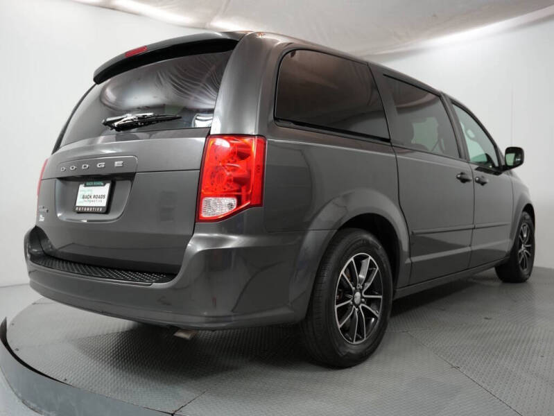 2015 Dodge Grand Caravan SE
