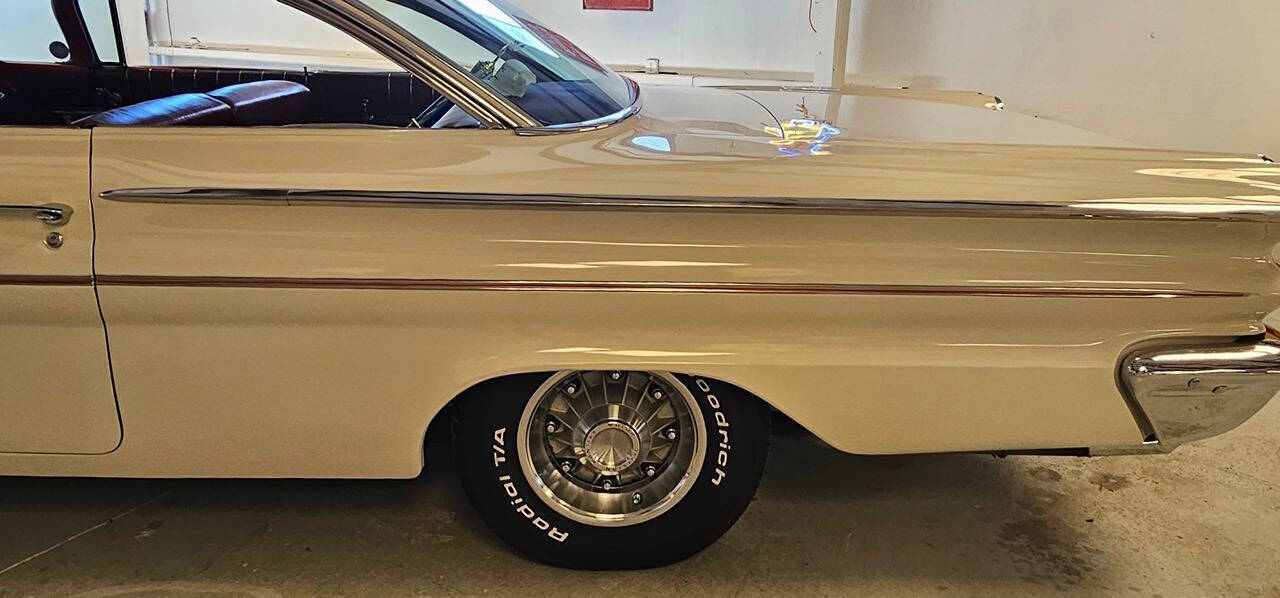1960 Pontiac Ventura 37