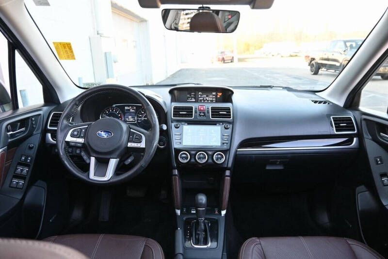 2017 Subaru Forester 2.5i Touring