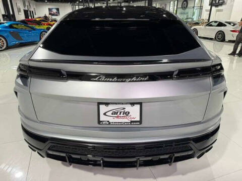 2022 Lamborghini Urus