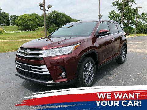 2019 Toyota Highlander for sale at Browns Sales & Service in Hawesville KY