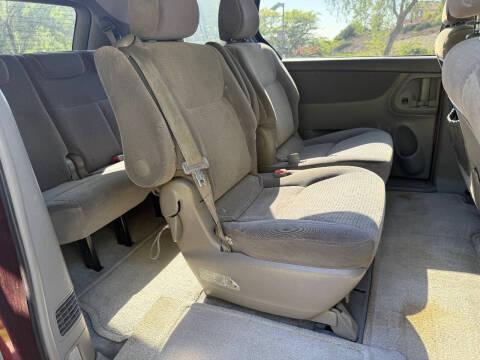 2006 Toyota Sienna LE 8 Passenger