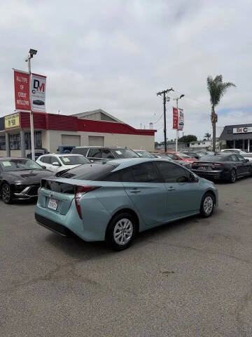 2016 Toyota Prius Two