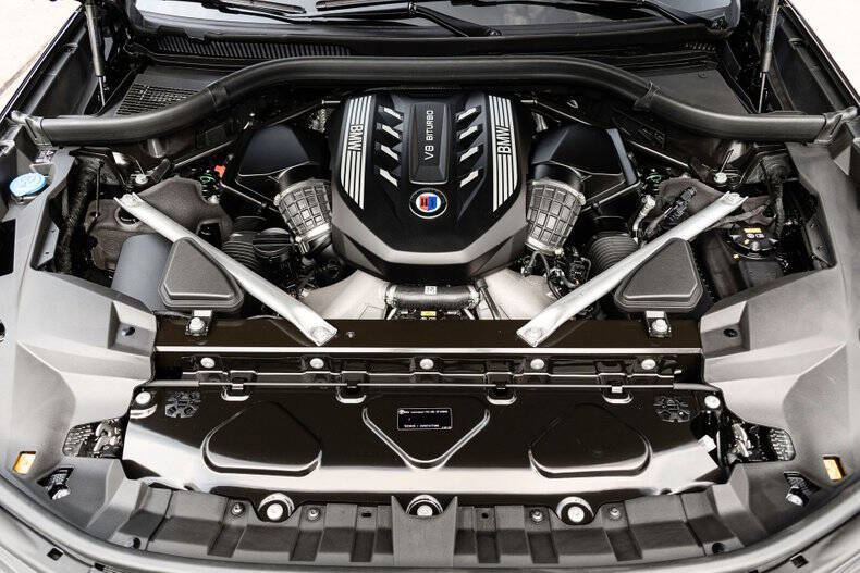 2021 BMW X7 ALPINA XB7