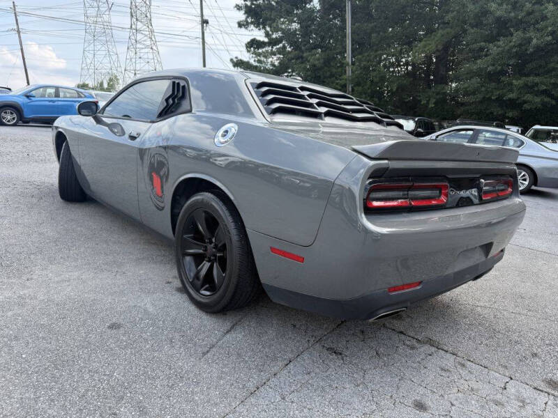 2018 Dodge Challenger SXT