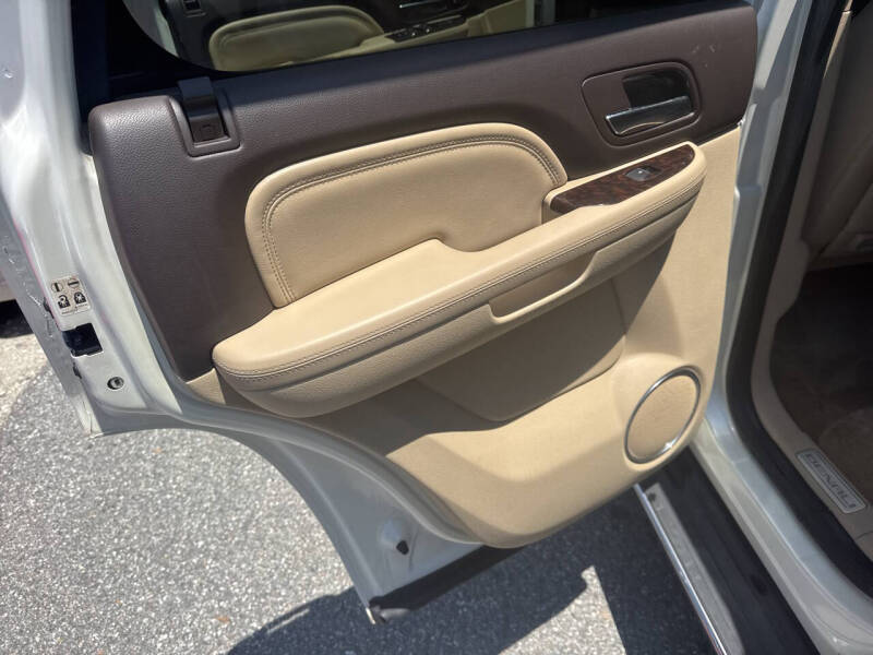 2011 GMC Yukon Denali