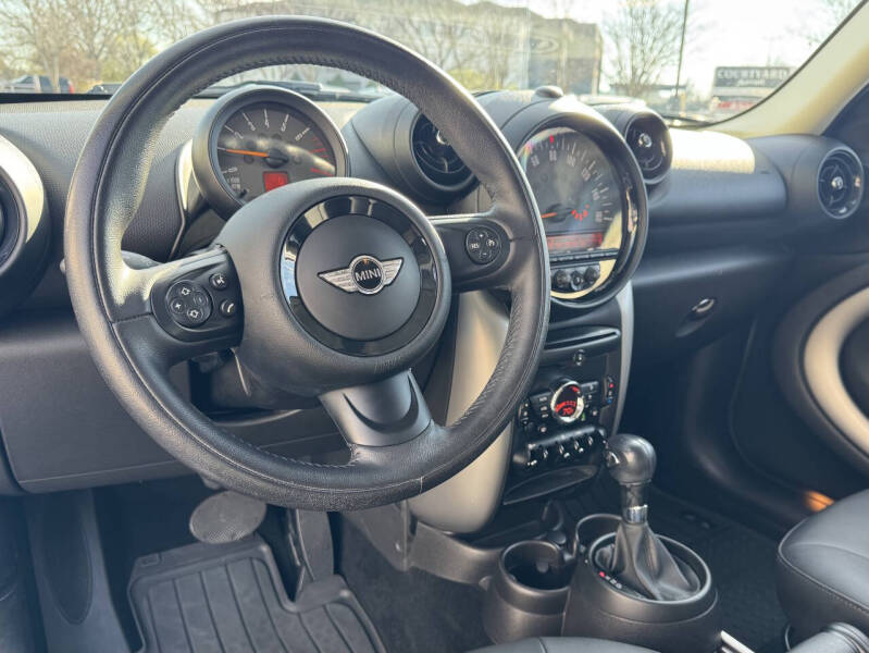 2015 MINI Countryman Cooper