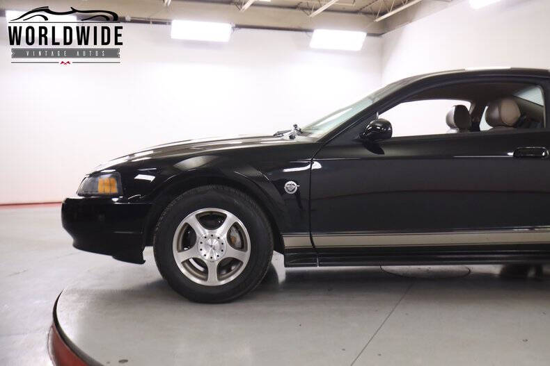 2004 Ford Mustang