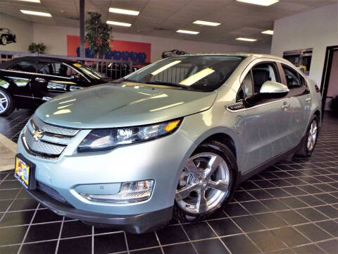 2013 Chevrolet Volt for sale at SAINT CHARLES MOTORCARS in Saint Charles IL