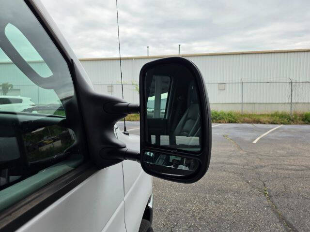2009 Ford E-Series E-350 SD