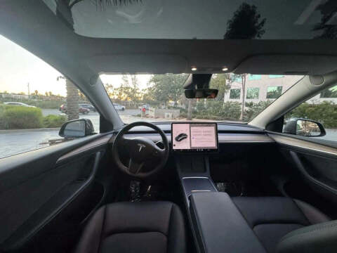 2023 Tesla Model Y Long Range