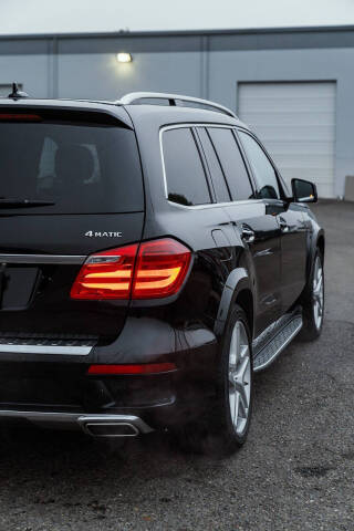 2015 Mercedes-Benz GL-Class GL 550 4MATIC