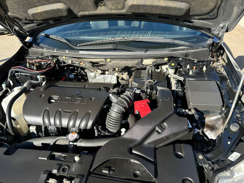 2015 Mitsubishi Lancer ES