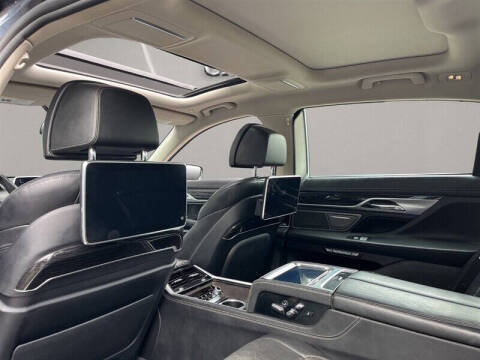 2016 BMW 7 Series 750i