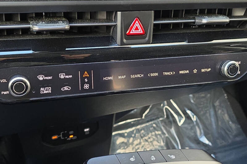 2025 Kia EV6 Light Long Range