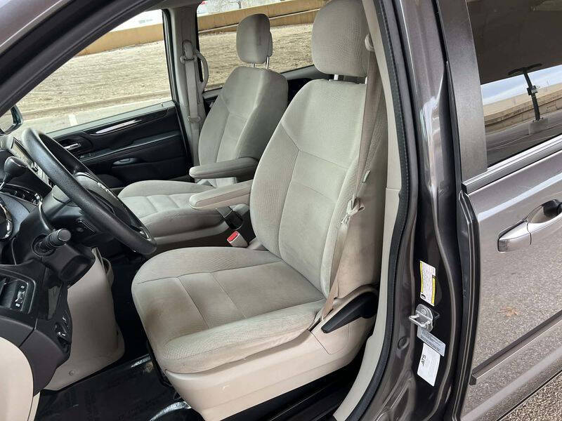 2017 Dodge Grand Caravan SE