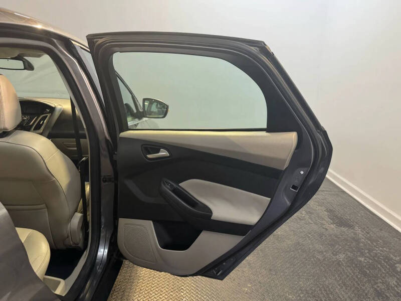 2012 Ford Focus SEL