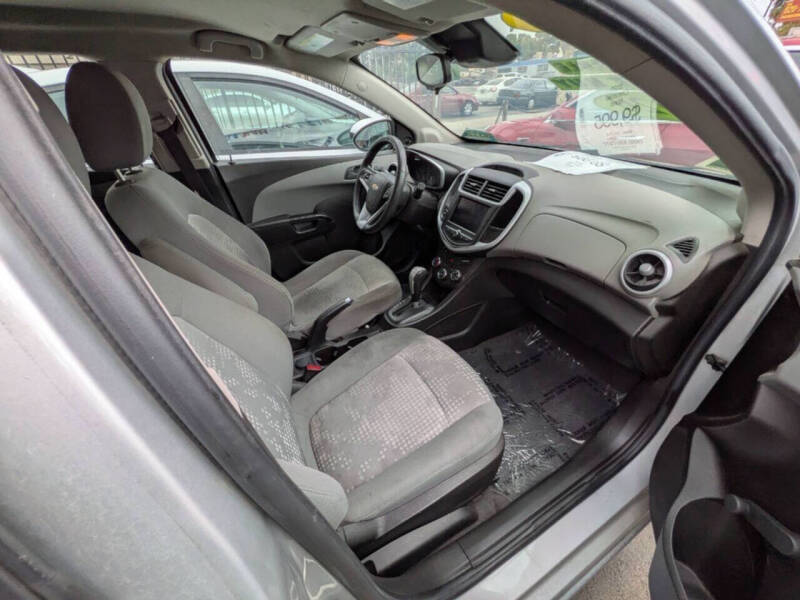 2020 Chevrolet Sonic LT