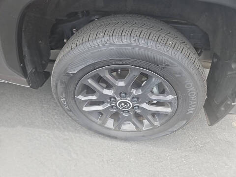 2024 Toyota Sequoia Platinum