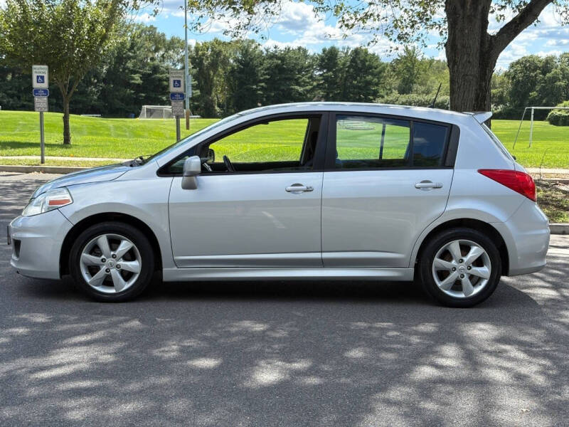 2010 Nissan Versa 1.8 SL