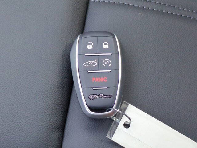 2025 Alfa Romeo Giulia