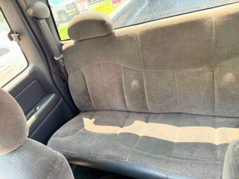 2000 Chevrolet Silverado 1500 LS