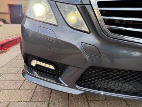 2011 Mercedes-Benz E-Class E 550 Luxury