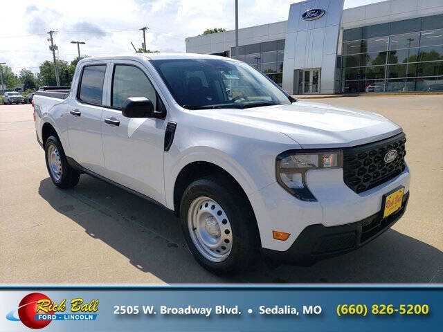 2025 Ford Maverick XL's photo