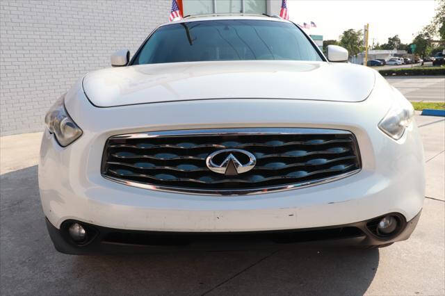 2010 Infiniti FX35  - $9,697
