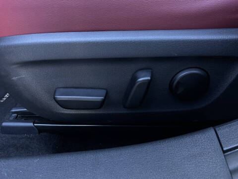 2025 Mazda Mazda3 Sedan 2.5 S Carbon Edition