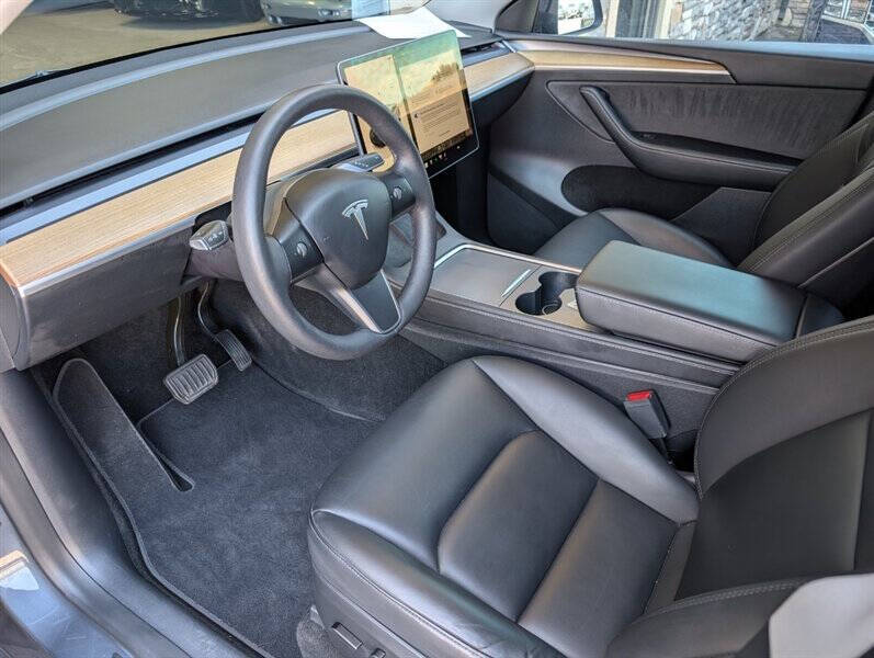 2023 Tesla Model Y Long Range