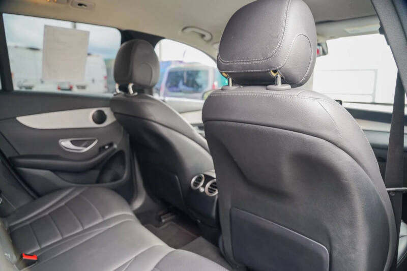 2021 Mercedes-Benz GLC GLC 300