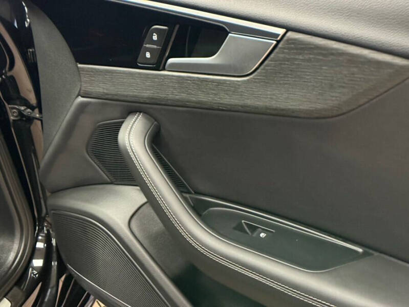 2024 Audi A4 quattro S line Prem Plus 45 TFSI