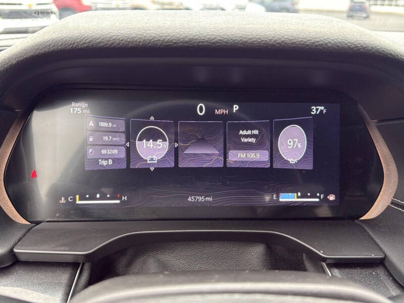 2022 Jeep Grand Cherokee L Laredo