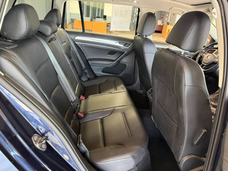 2017 Volkswagen Golf Alltrack