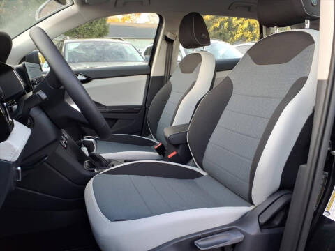 2025 Volkswagen Taos S 4Motion