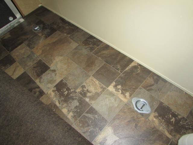 2015 CHEROKEE GREY WOLF