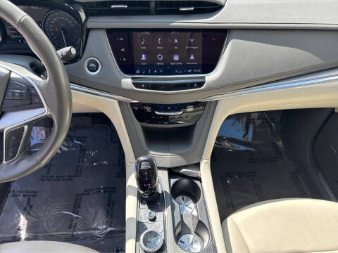 2024 Cadillac XT5 Premium Luxury