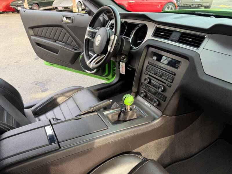 2013 Ford Mustang GT Premium